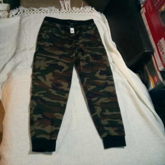 Galaxy by Harvic Other - Mens Green Camouflage Joggers